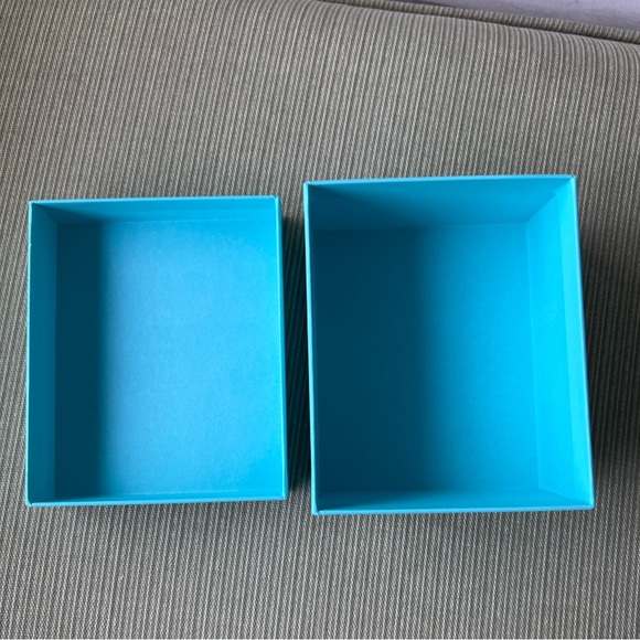 Tiffany Box - Picture 2 of 2